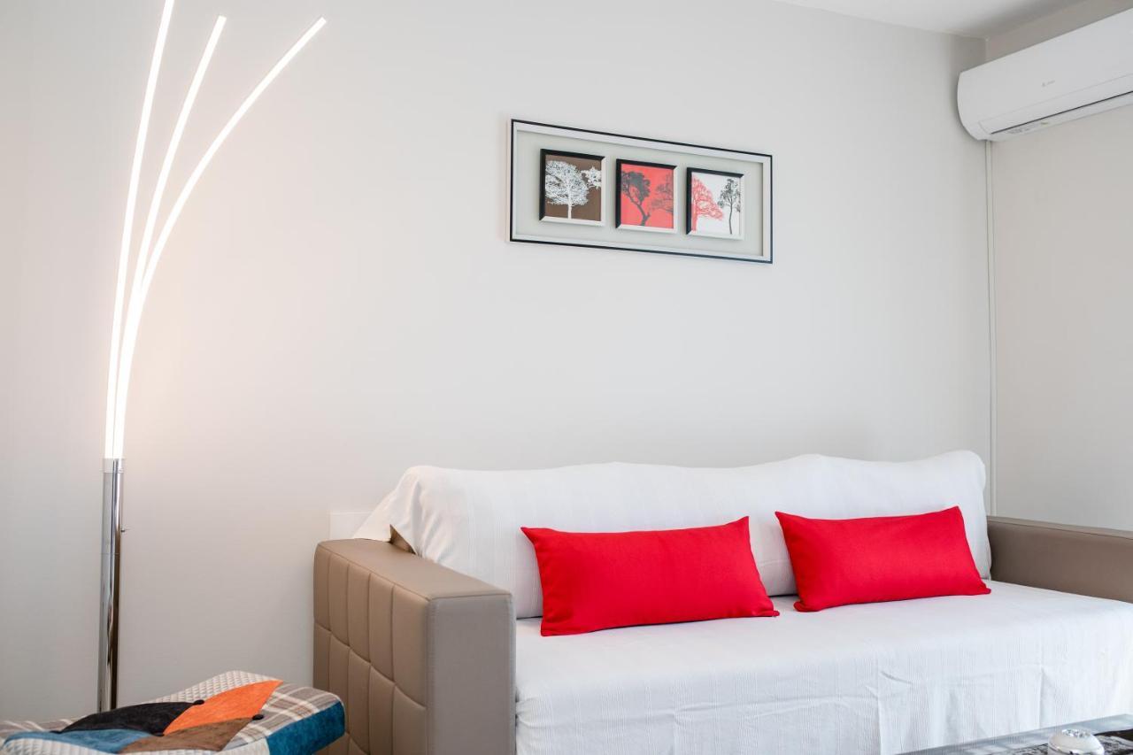 Apartments Luka Раб Экстерьер фото
